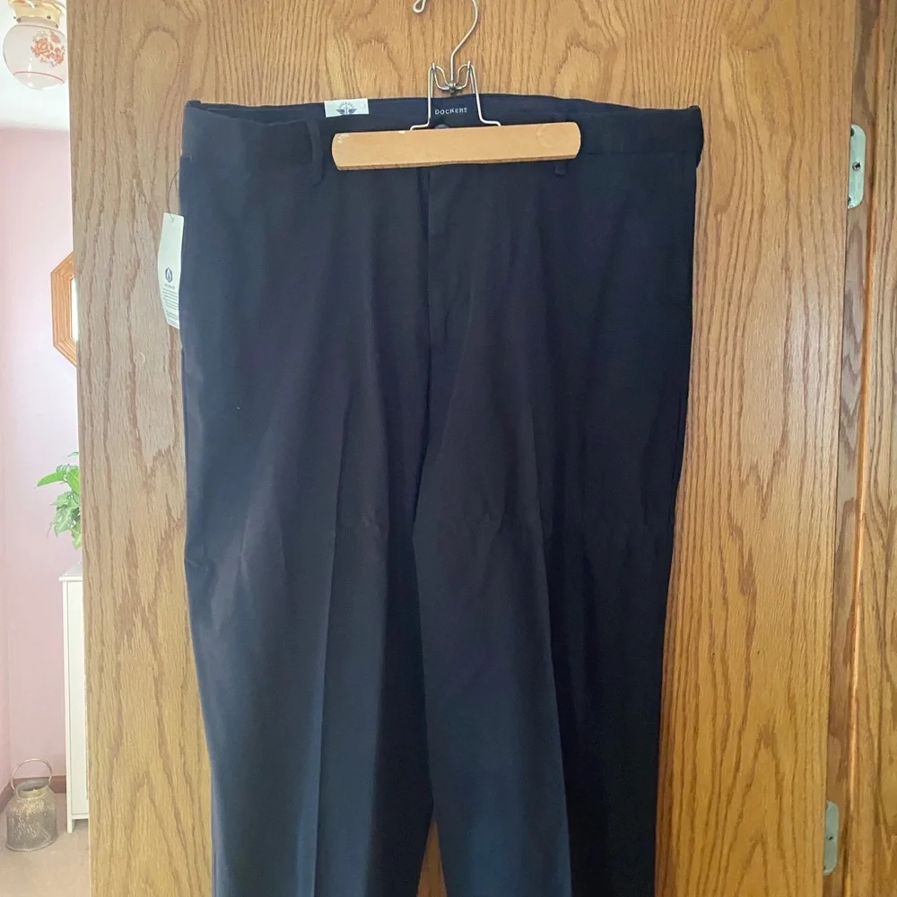Black Women's Dress Pants - Classic Straight Leg